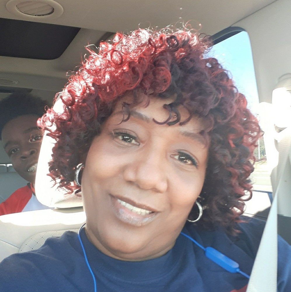 Meet your Posher, Carolyn